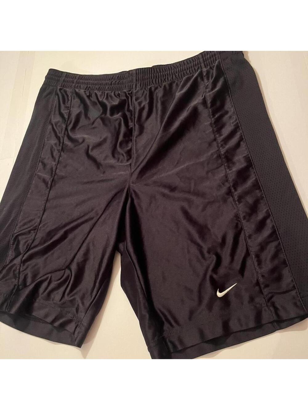 Vintage Grey Tag Nike Black Baggy Shorts, Sized Medium